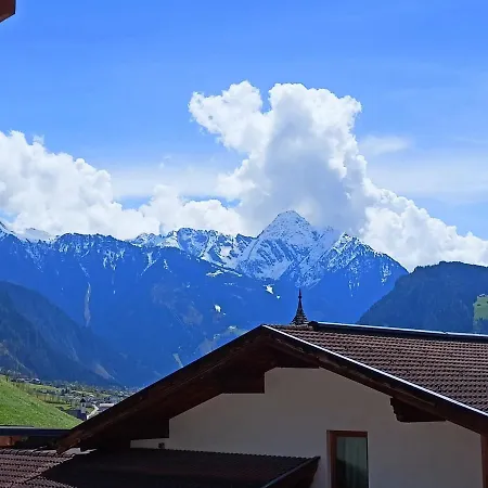 Διαμέρισμα Hanna *